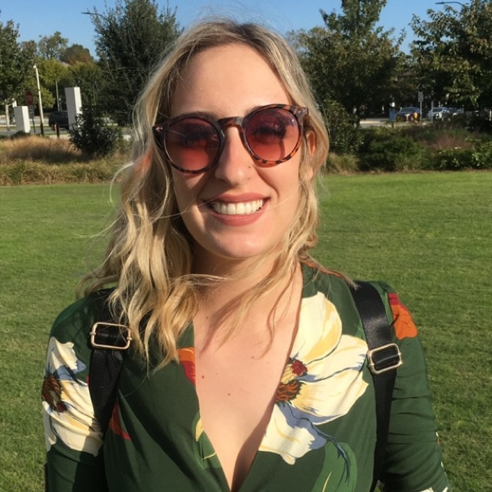 Meet your Posher, Briana